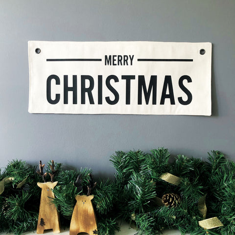 Merry Christmas Natural Eyelet Banner